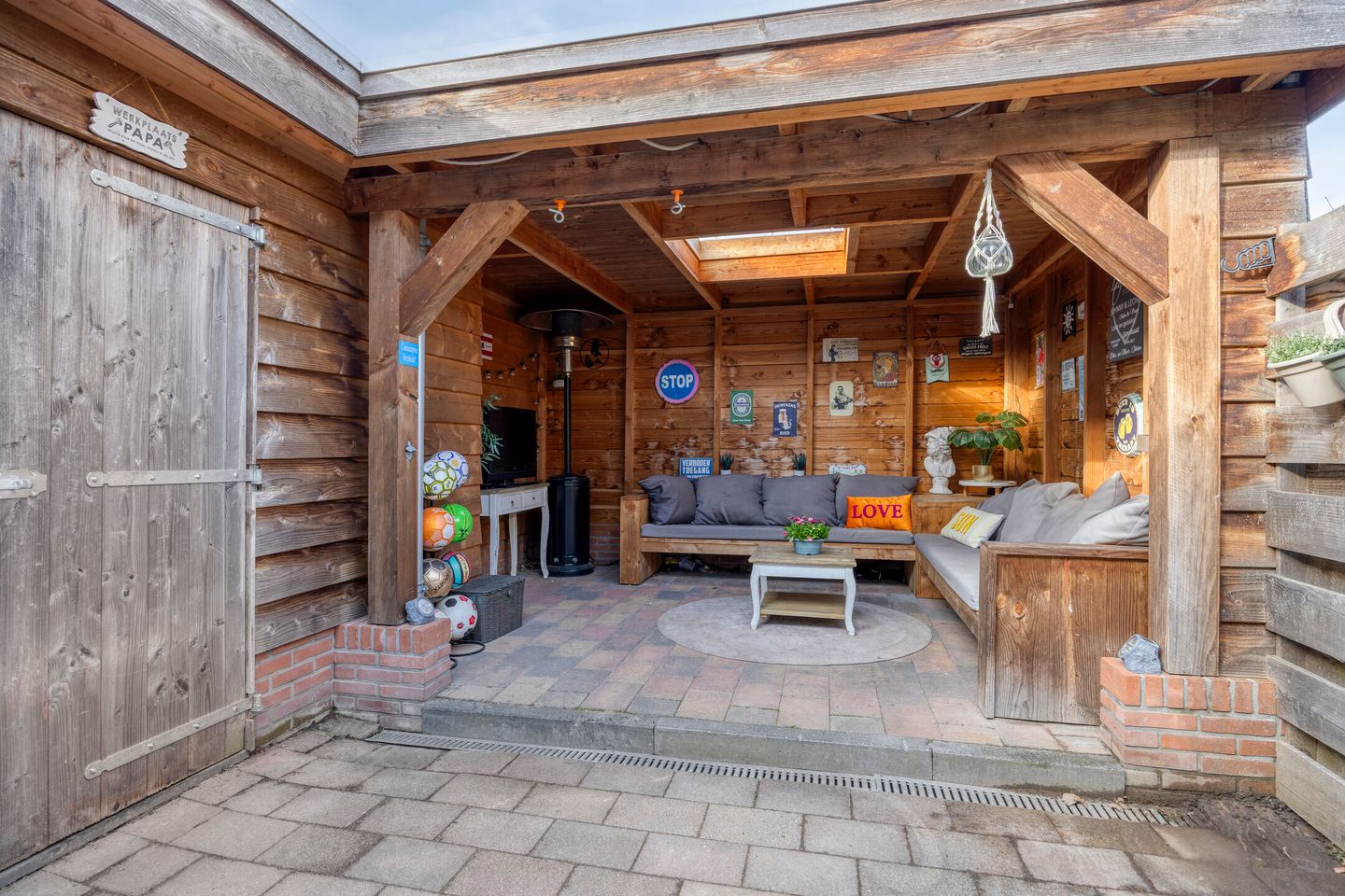 Photo 29 of Begoniastraat 3