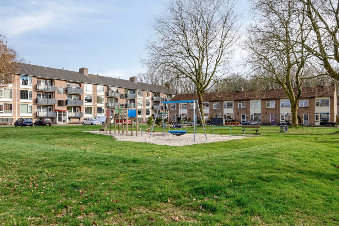 Photo 37 of Begoniastraat 3