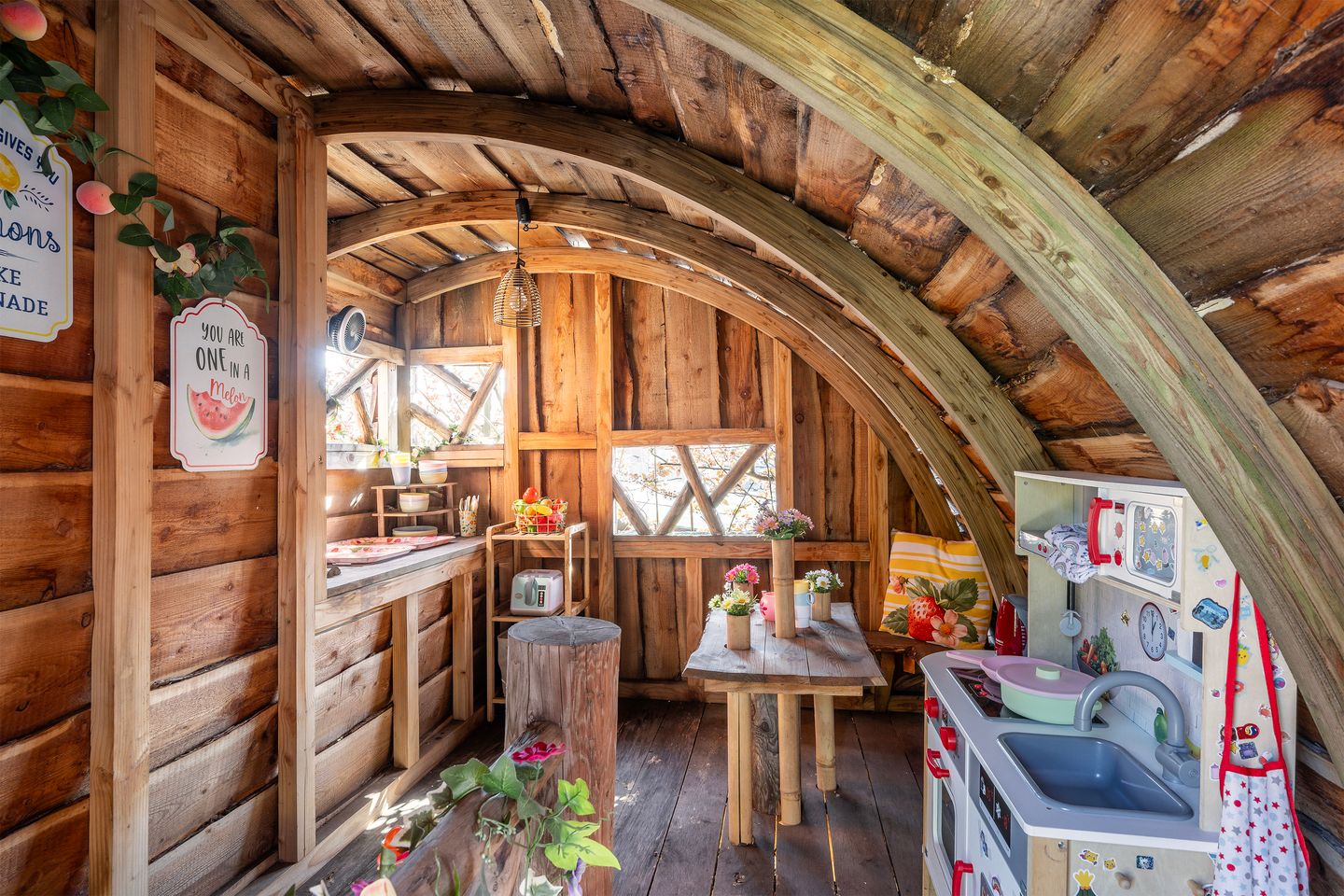 Foto 19 van van Beverningkstraat 2