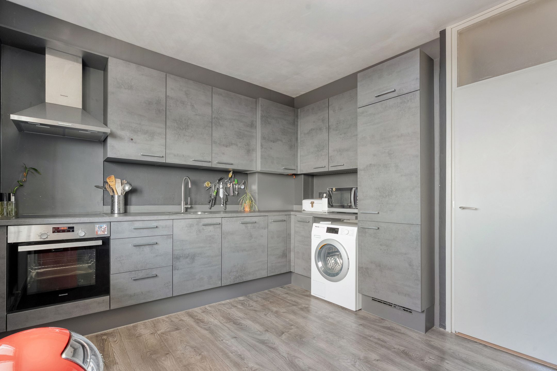 Photo 3 of Metaallaan 215