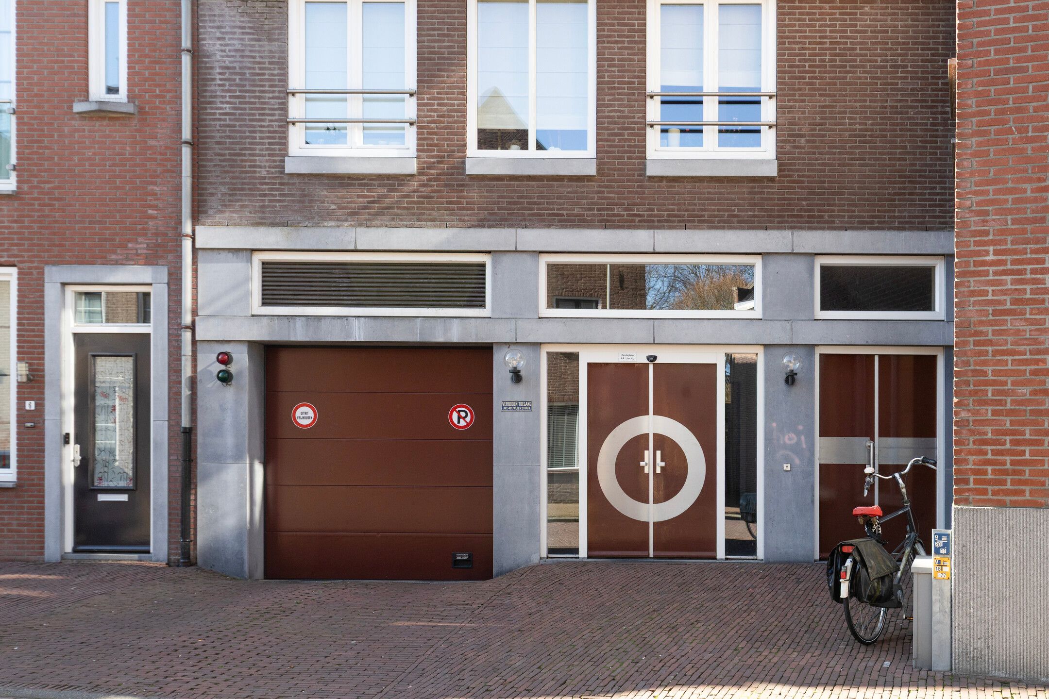 Foto 3 van Godsplein 4-J