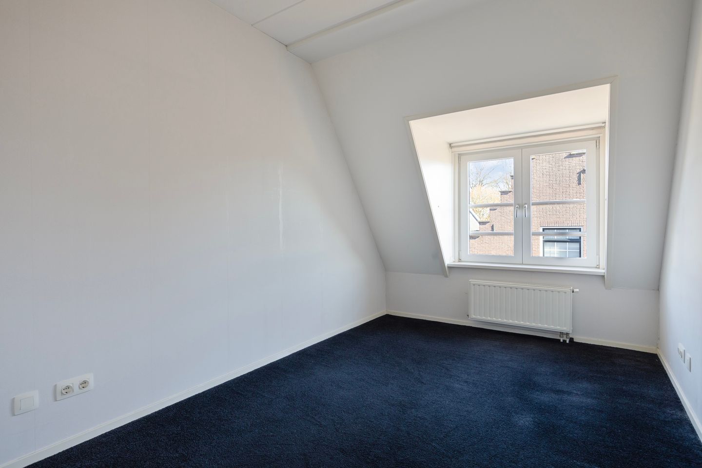 Foto 20 van Godsplein 4-J