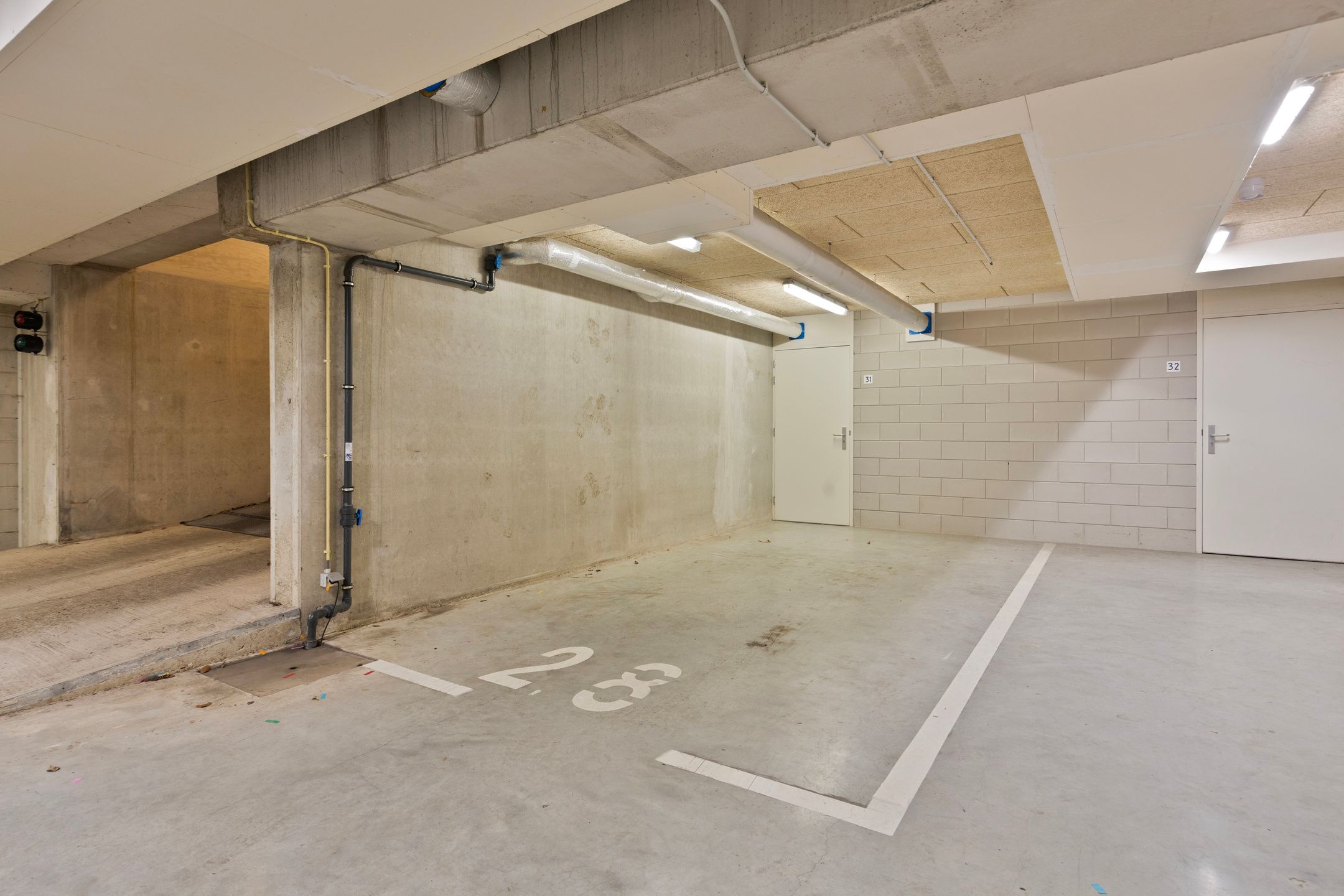 Foto 24 van Godsplein 4-J