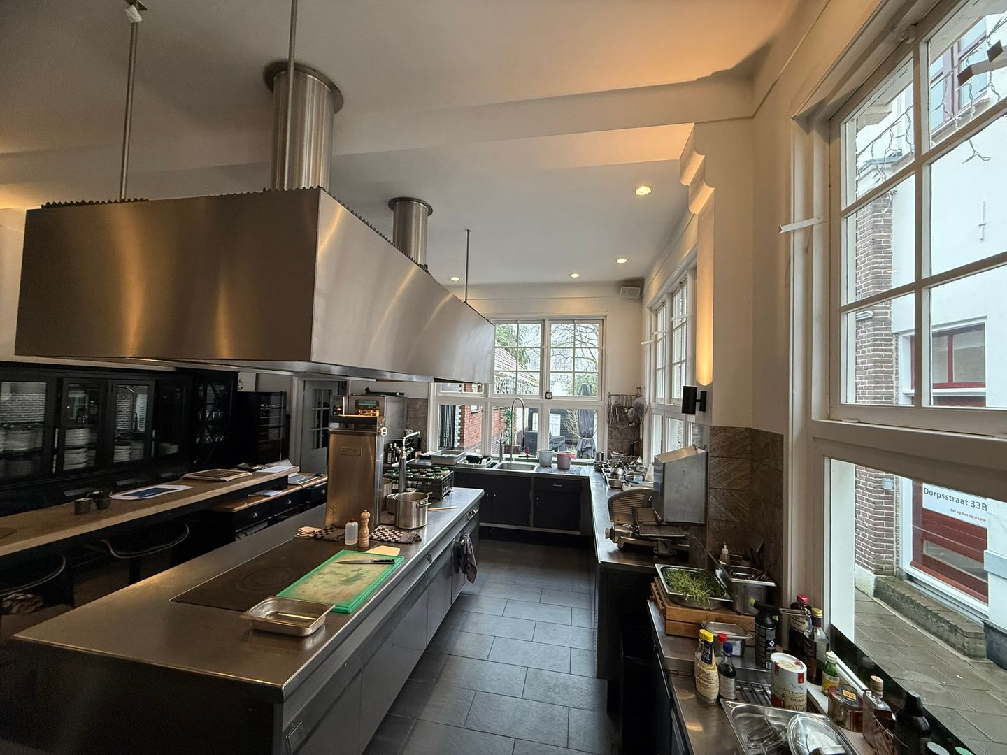 View photo 4 of Dorpsstraat 35