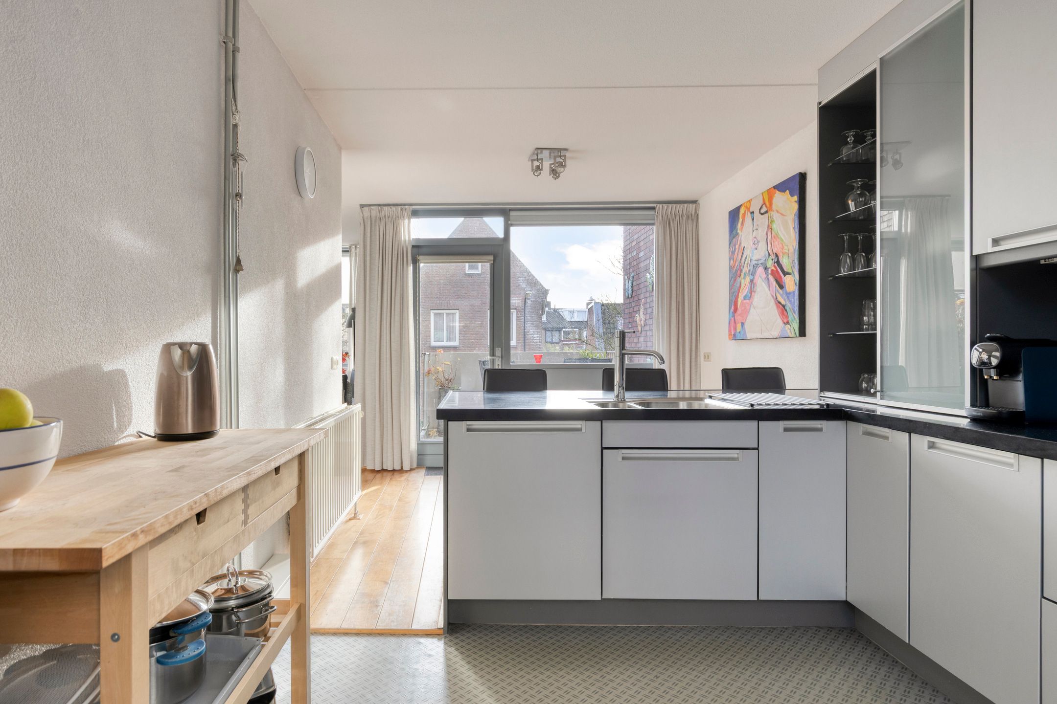 Foto 12 van Vrouwemadestraat 56