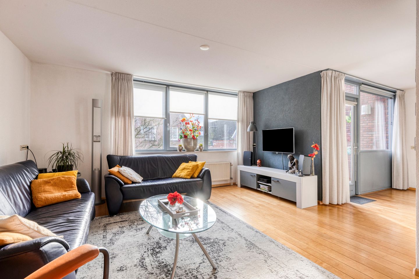 Foto 14 van Vrouwemadestraat 56