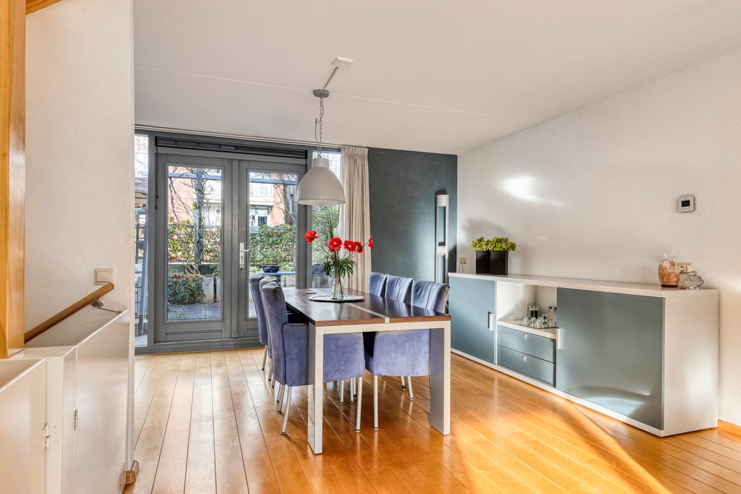 Foto 17 van Vrouwemadestraat 56