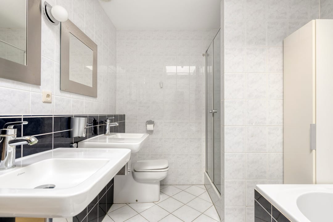 Foto 26 van Vrouwemadestraat 56