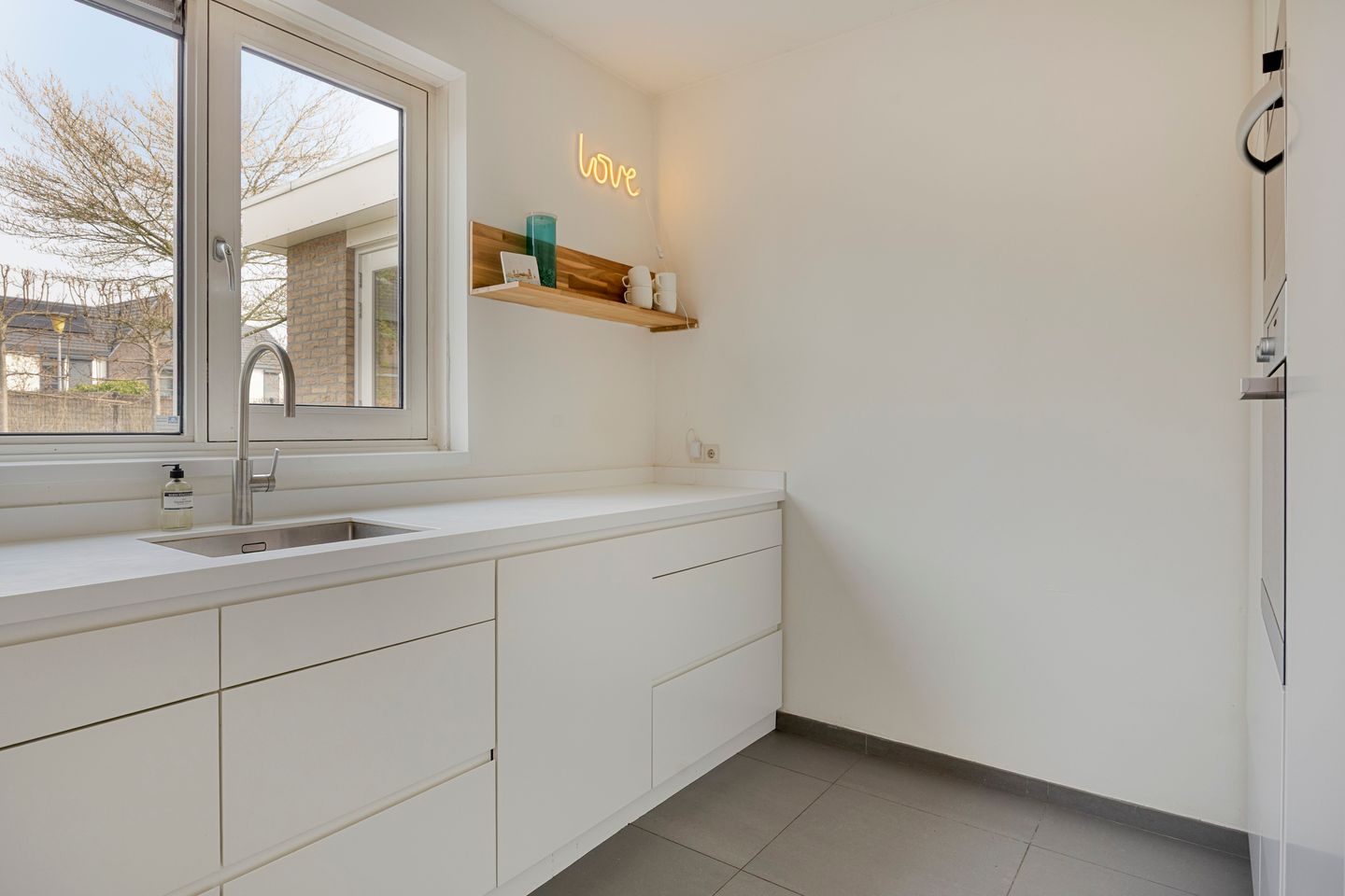 Photo 14 of Auke Mollemastraat 15