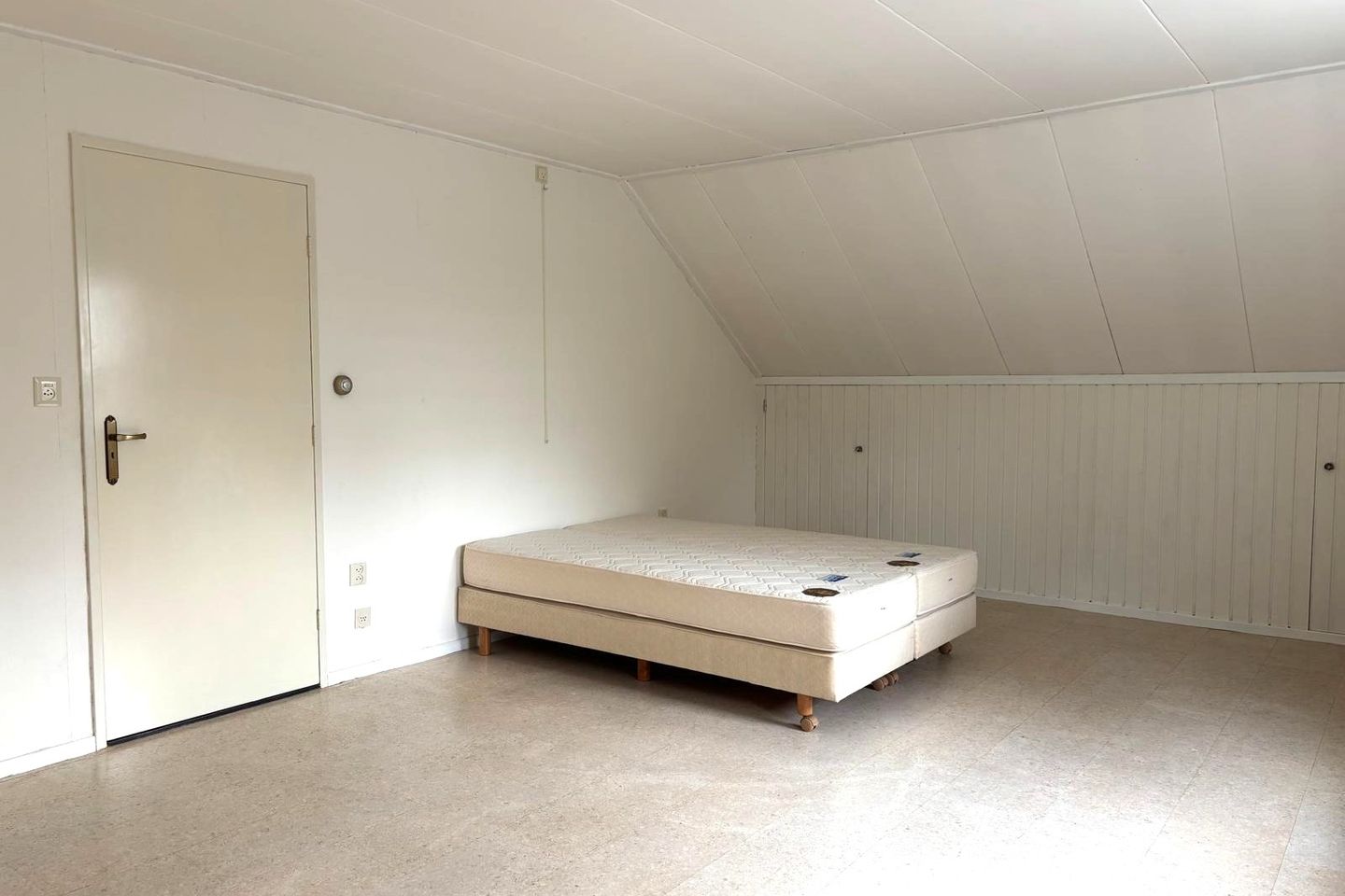 Foto 34 van Hugevlietstraat 12