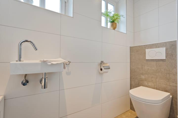 Photo 4 of Plantsoenlaan 10