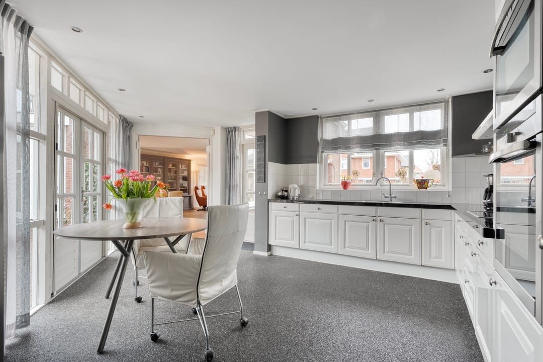 Foto 13 van Plantsoenlaan 10