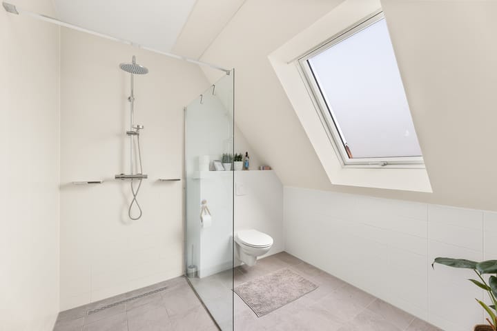 Foto 4 van Lancaster 2