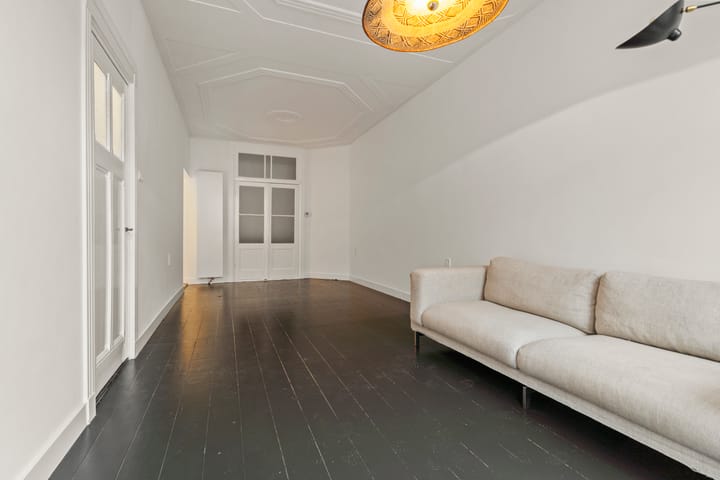 Photo 5 of Graaf Lodewijkstraat 16