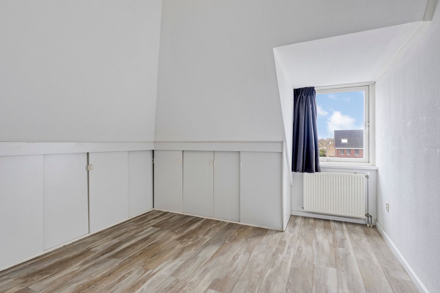 Photo 14 of Huygensstraat 38
