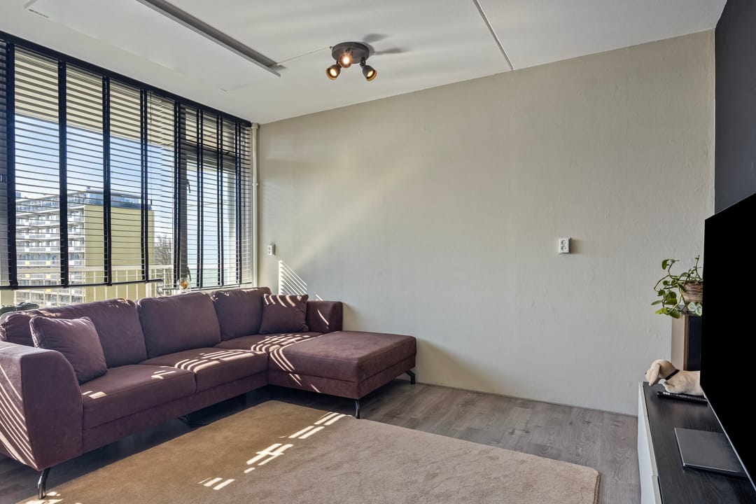 Foto 13 van Bachplein 390