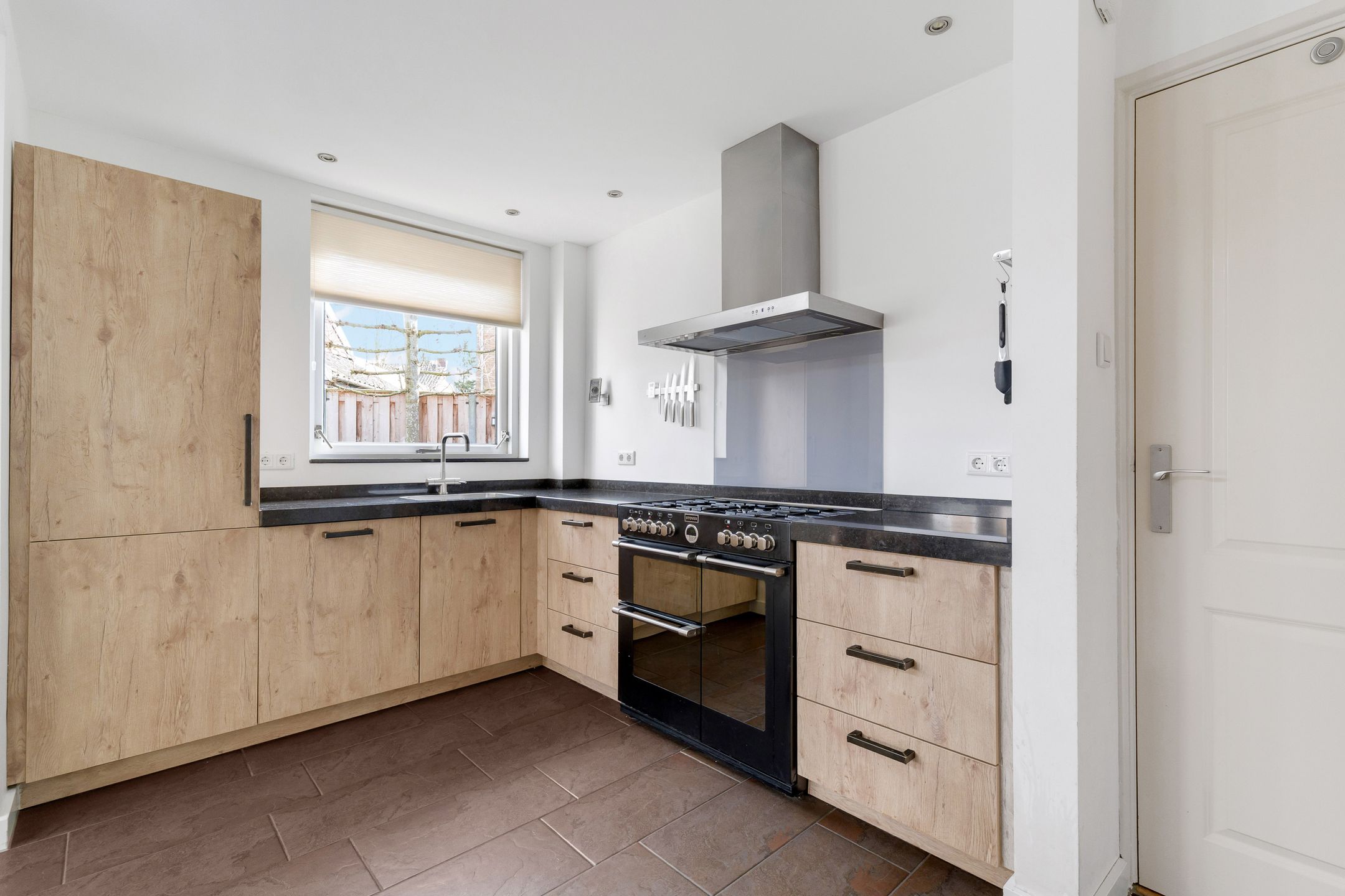 Foto 9 van Veenkampweg 11