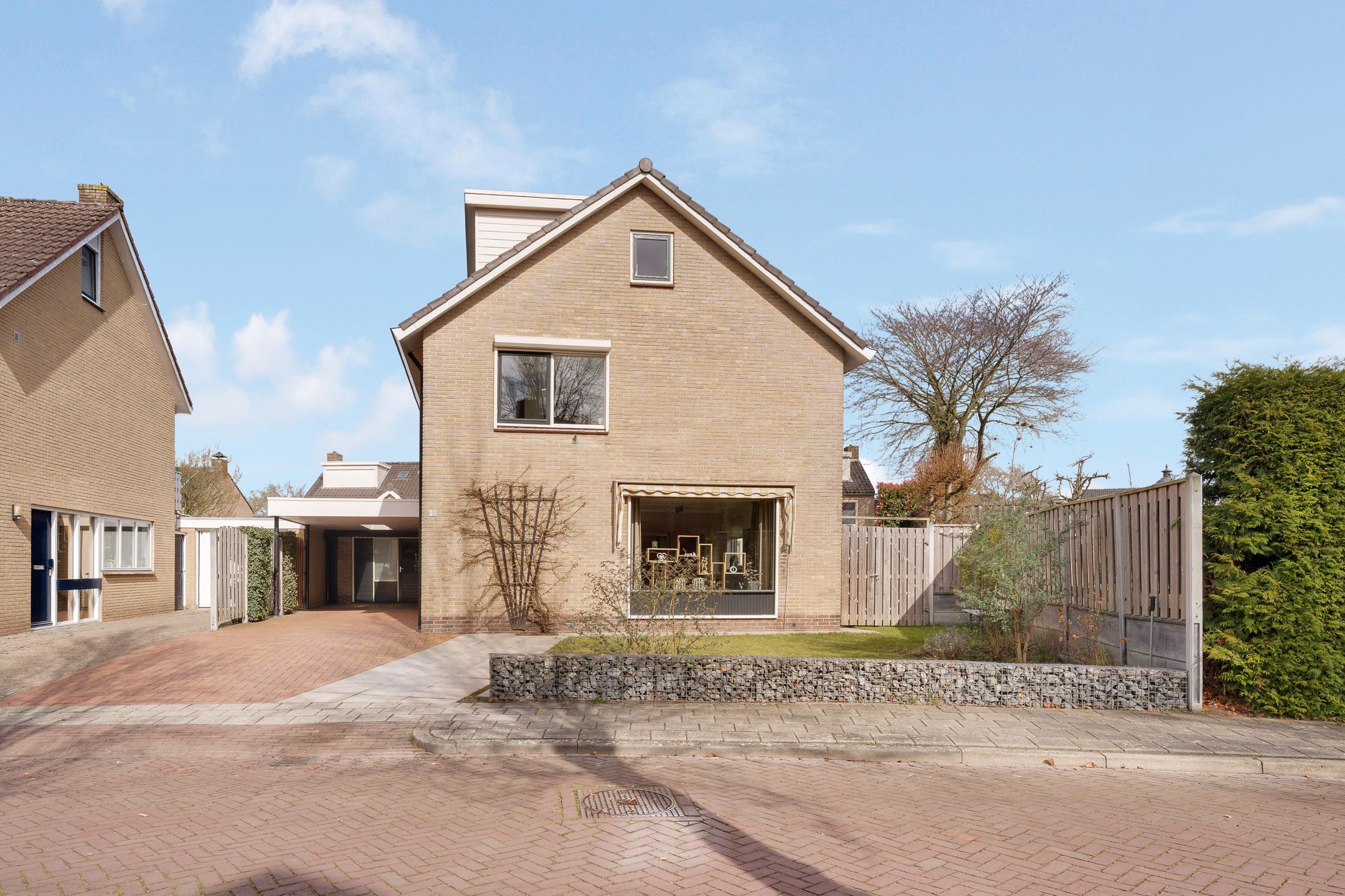 Foto 42 van Veenkampweg 11