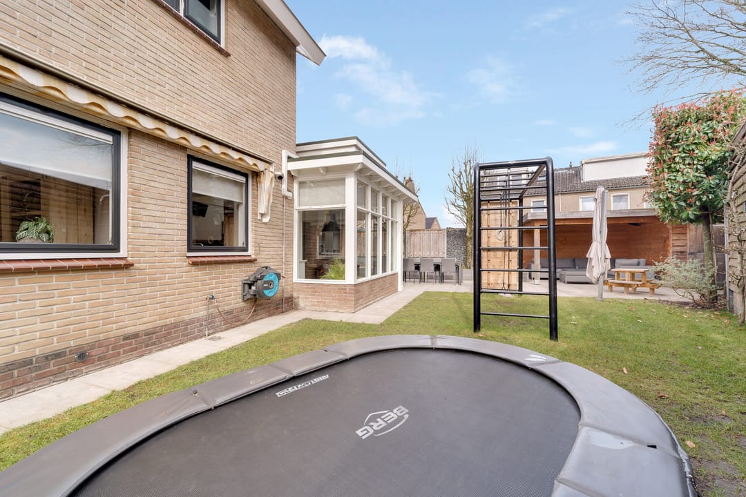 Foto 43 van Veenkampweg 11