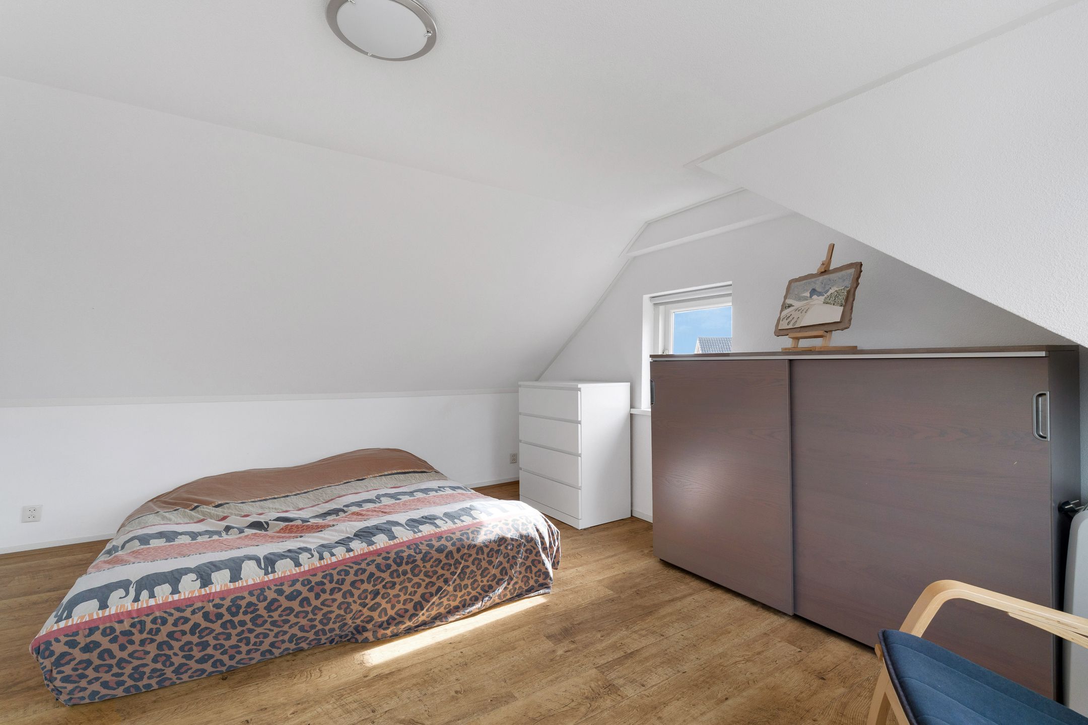 Foto 33 van Veenkampweg 11