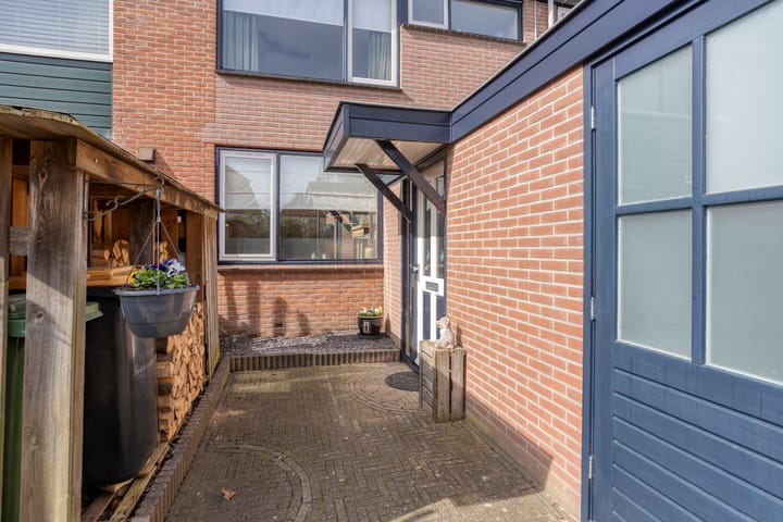 Foto 4 van van Riebeeckstraat 35