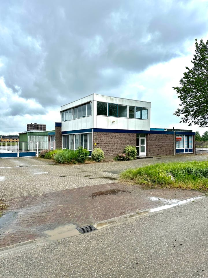 Bedrijfsweg 14, Dronten