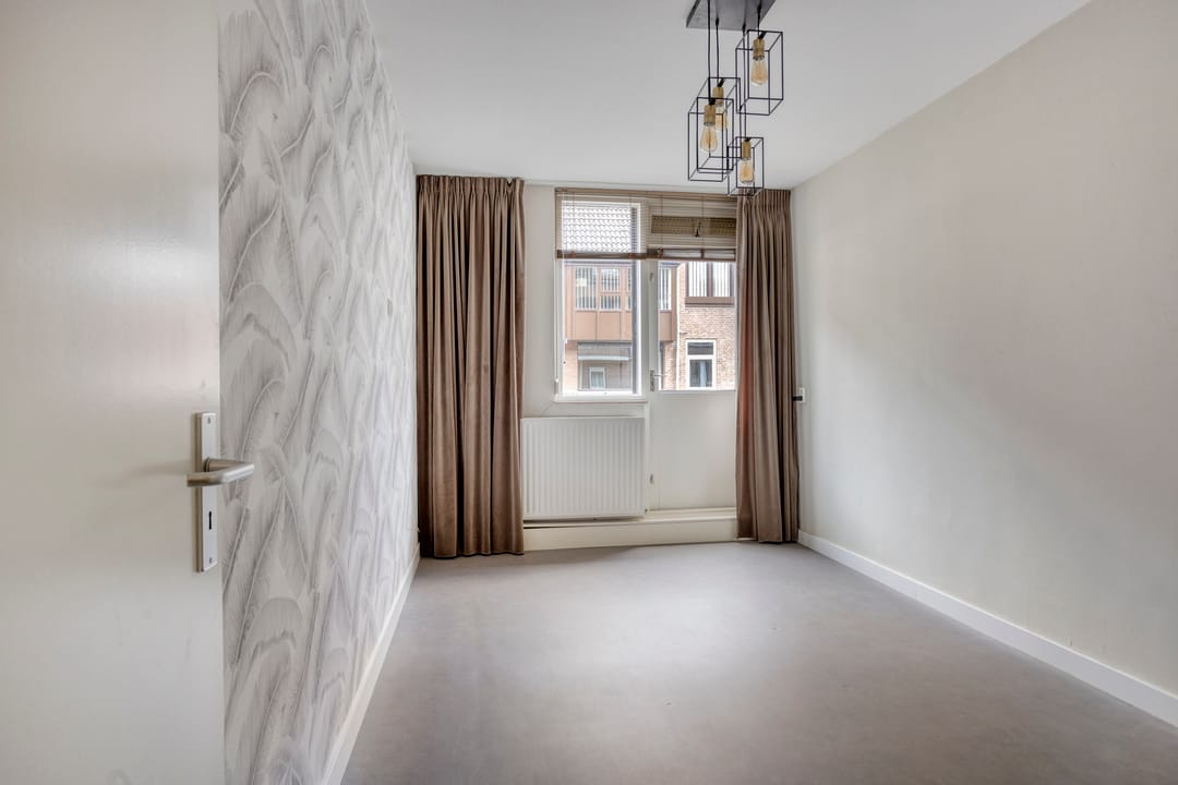 Photo 22 of Coxstraat 20