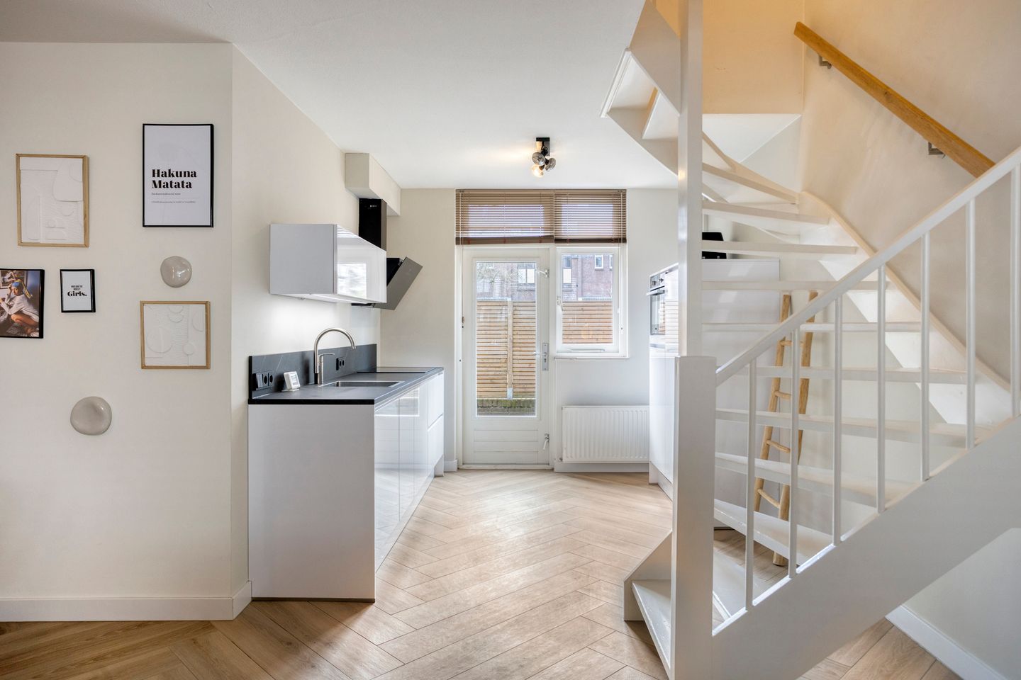 Photo 20 of Coxstraat 20