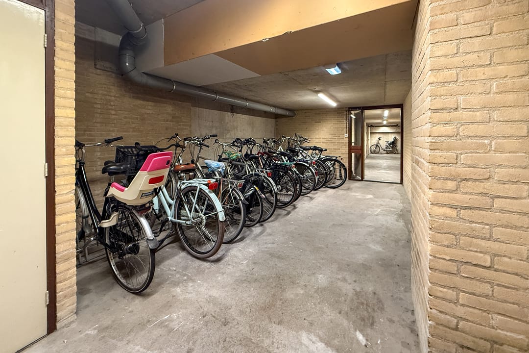 Photo 46 of Koningsweg 22-A