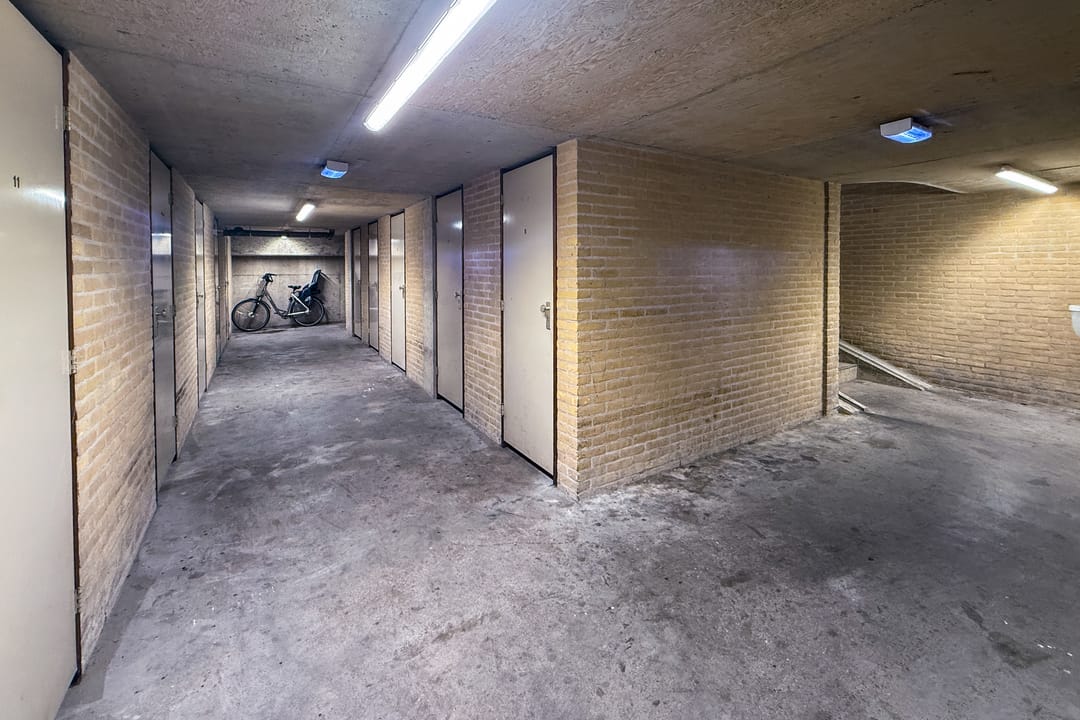 Photo 47 of Koningsweg 22-A