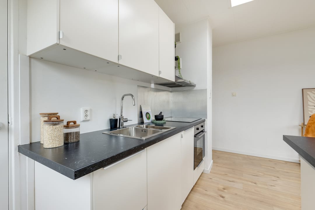 Photo 17 of Koningsweg 22-A