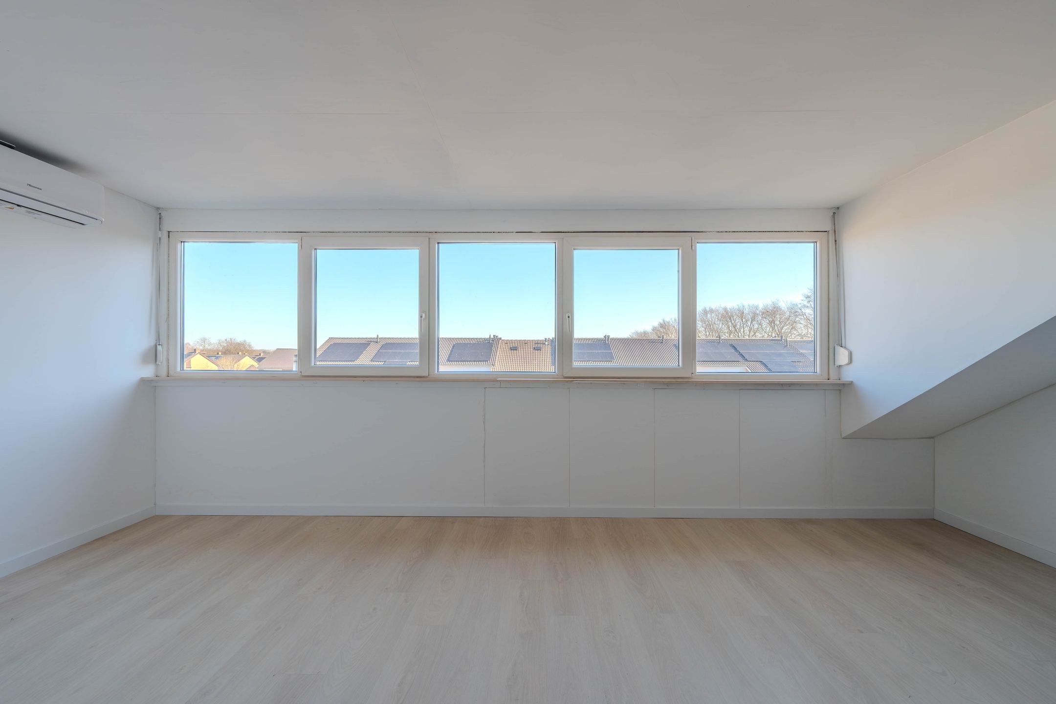 Foto 33 van Spoorkamp 73