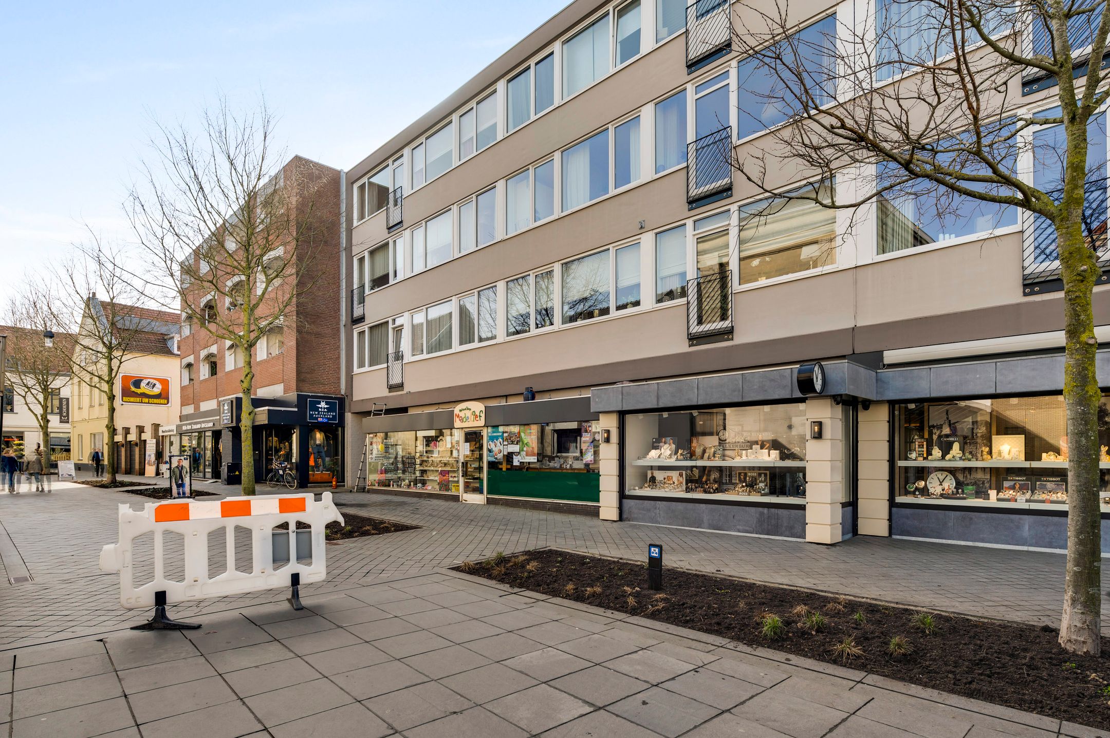Photo 21 of Dr Erensstraat 16
