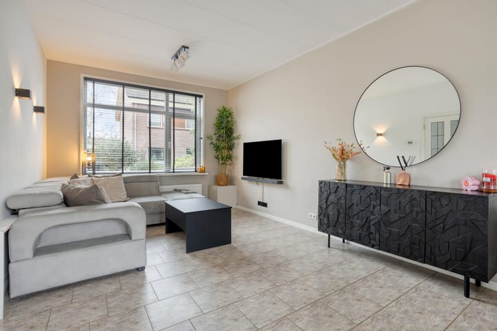 Foto 2 van Bloemstraat 110