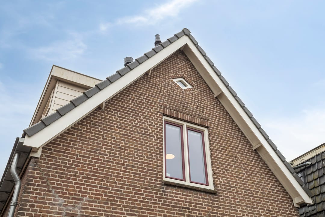 Photo 28 of Bloemstraat 110