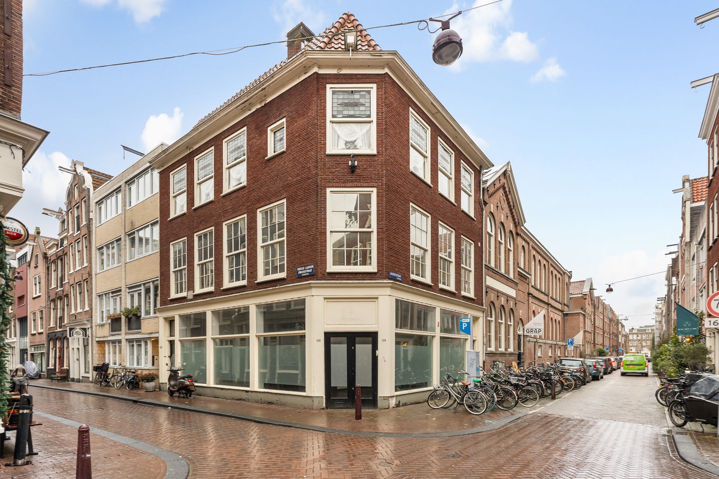 Bekijk foto 1 van Laurierstraat 105