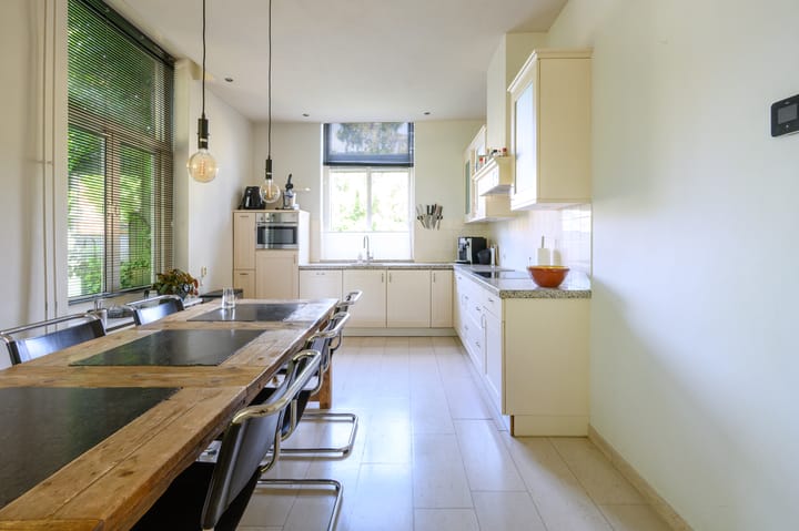 Vrijstaande woning te koop: Arnhemsestraat 81, Leuvenheim