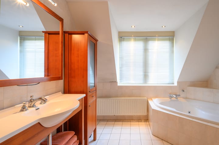 Vrijstaande woning te koop: Arnhemsestraat 81, Leuvenheim