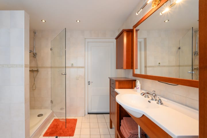 Vrijstaande woning te koop: Arnhemsestraat 81, Leuvenheim
