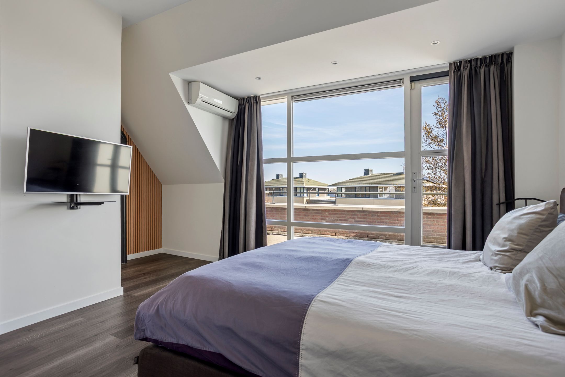 Foto 33 van Orion 14