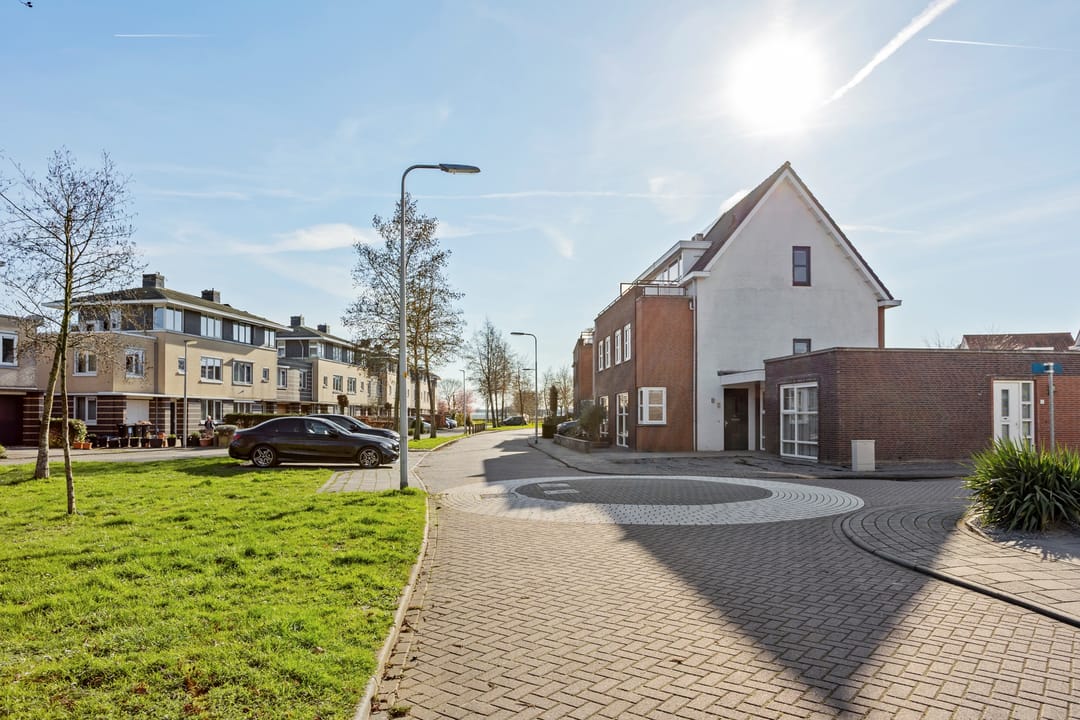 Foto 46 van Orion 14