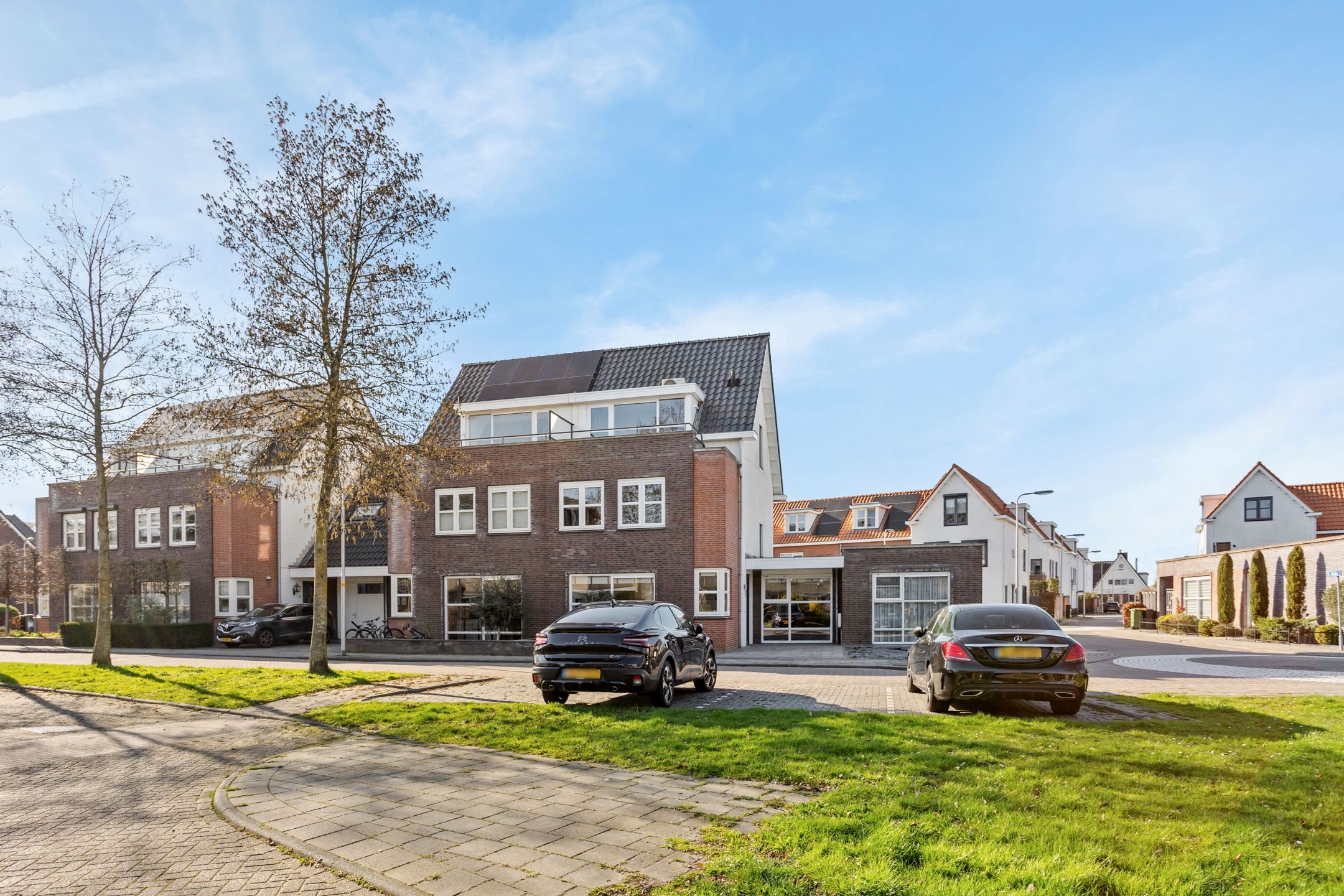 Foto 51 van Orion 14