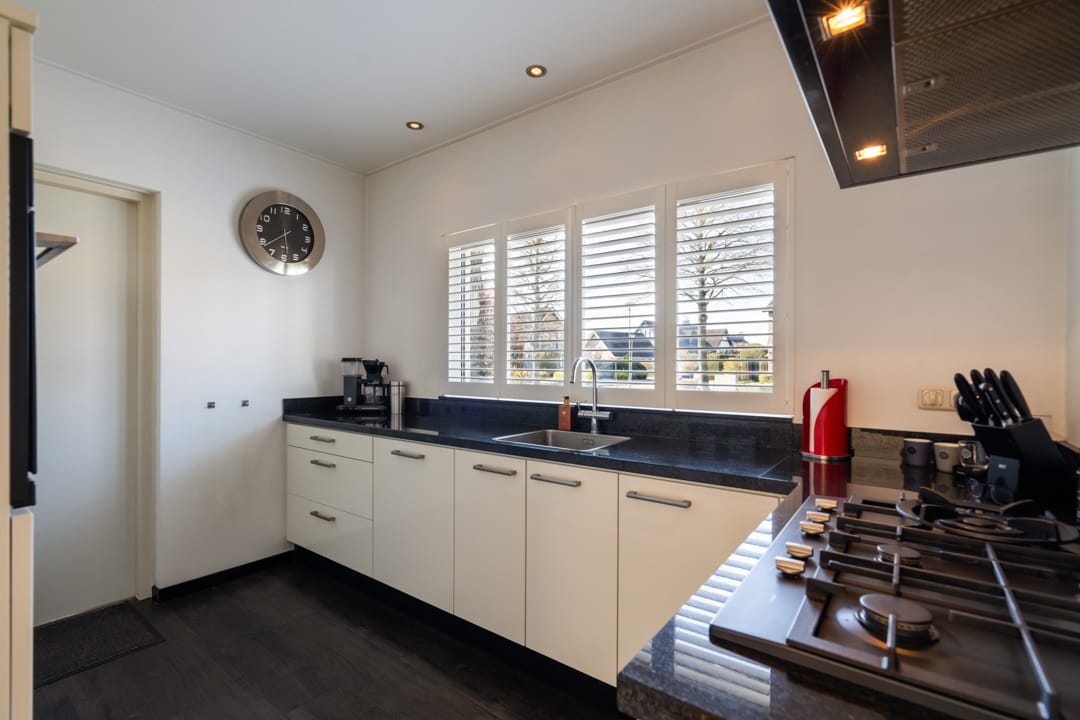 Foto 19 van Beneluxstraat 1