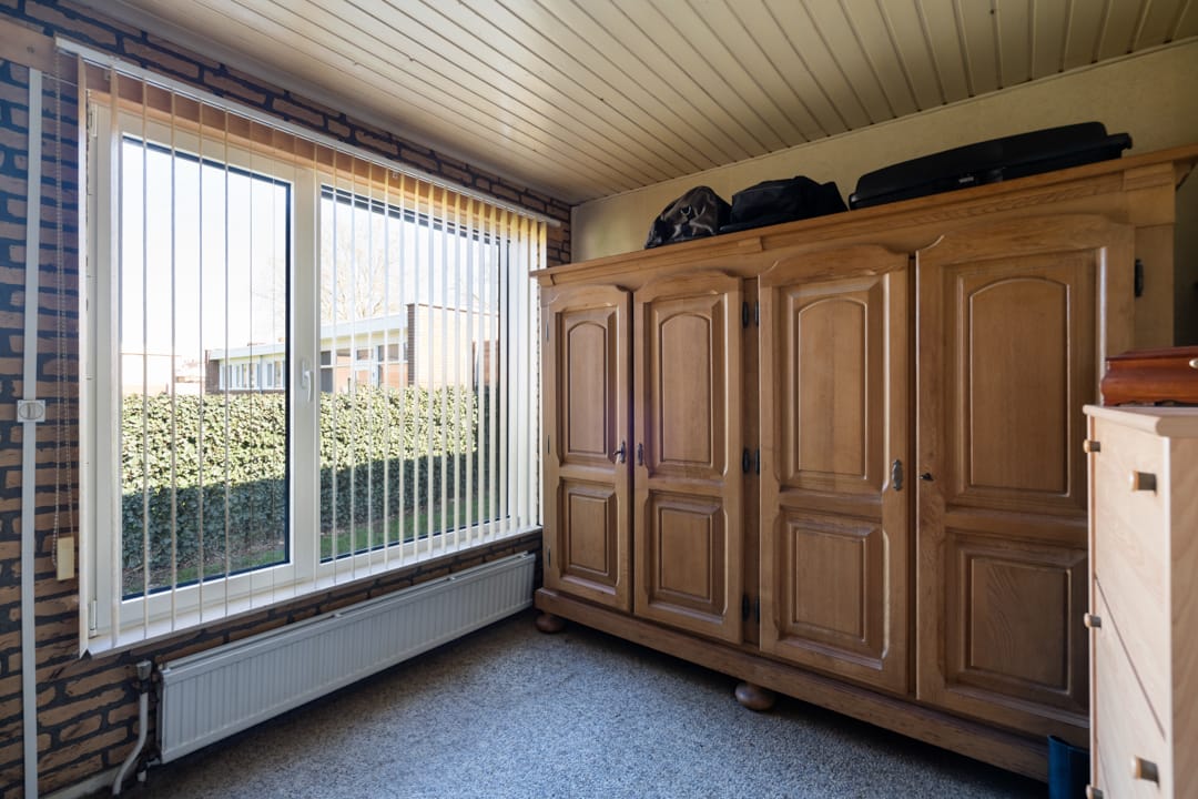 Foto 25 van Beneluxstraat 1