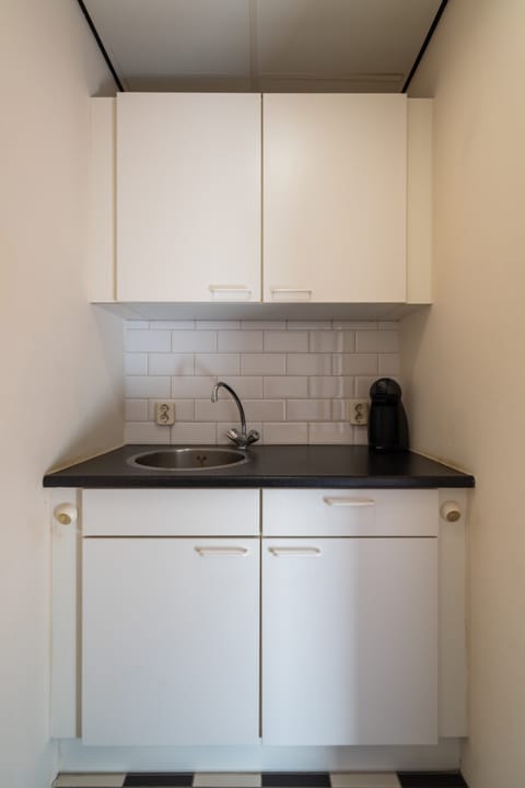 Foto 37 van Beneluxstraat 1