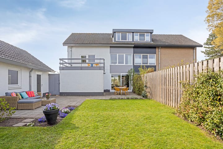 Foto 2 van Veldstraat 2