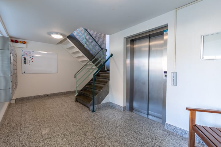 Foto 3 van Keurmeestersplein 1-H