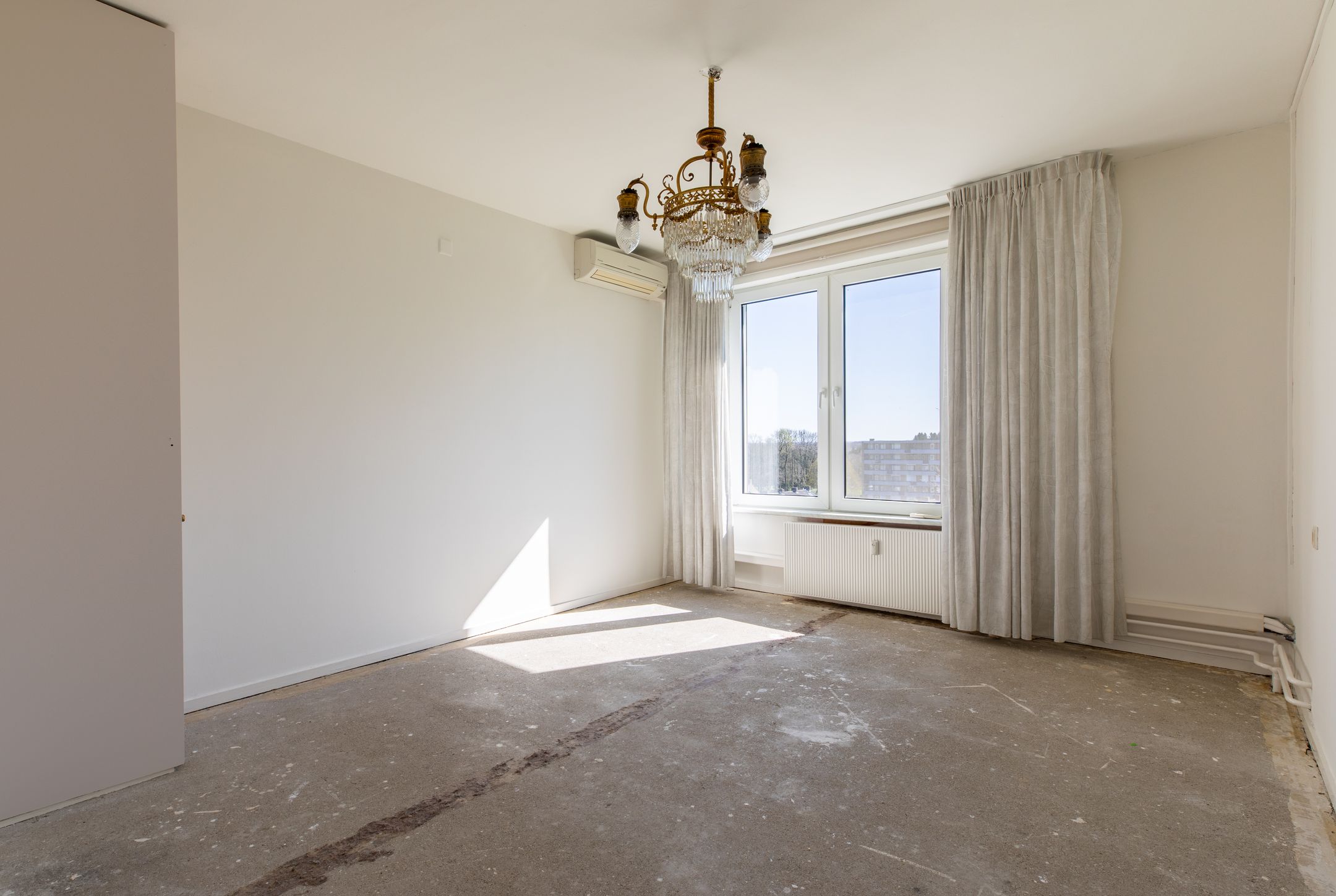 Foto 12 van Keurmeestersplein 1-H