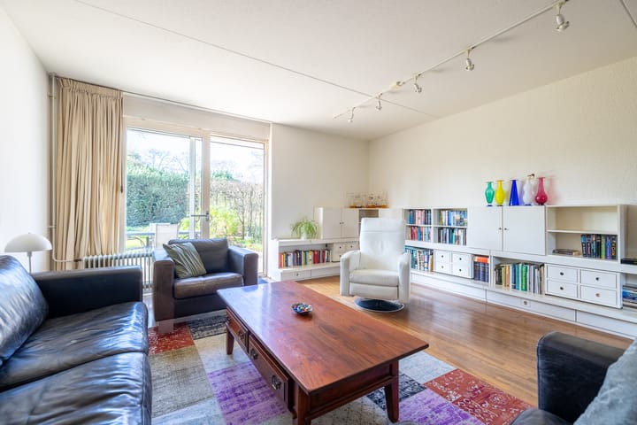 Photo 4 of Burgemeester de Bruijnstraat 65