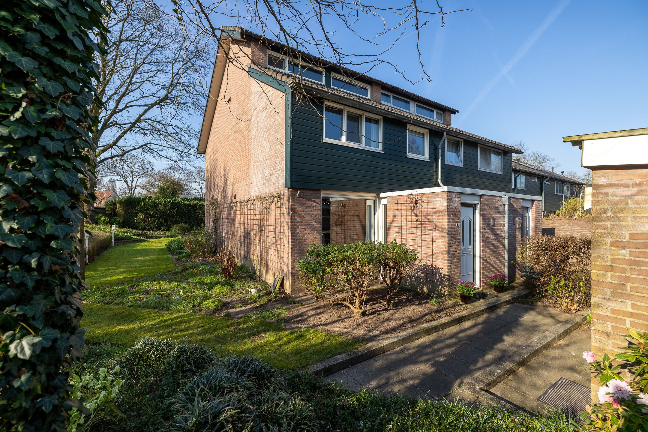 Photo 21 of Burgemeester de Bruijnstraat 65